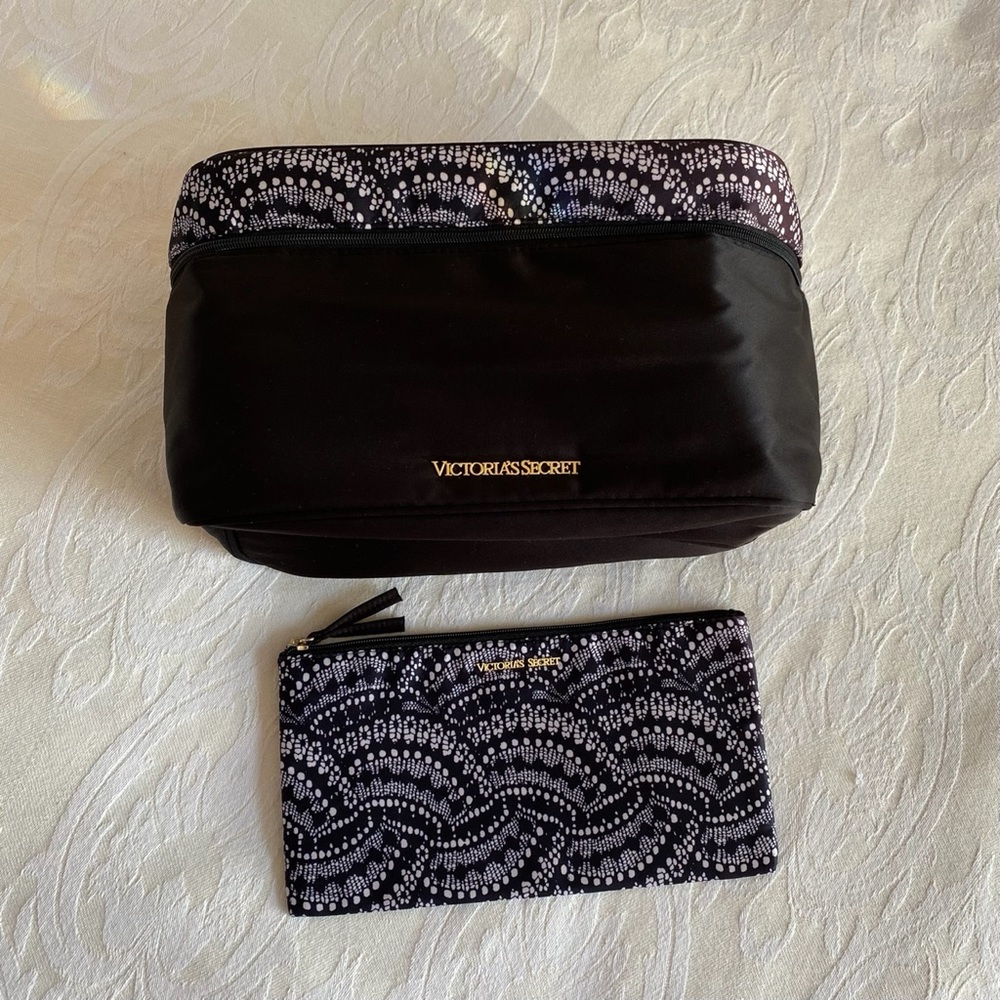 NWT Travel Case & Makeup Bag